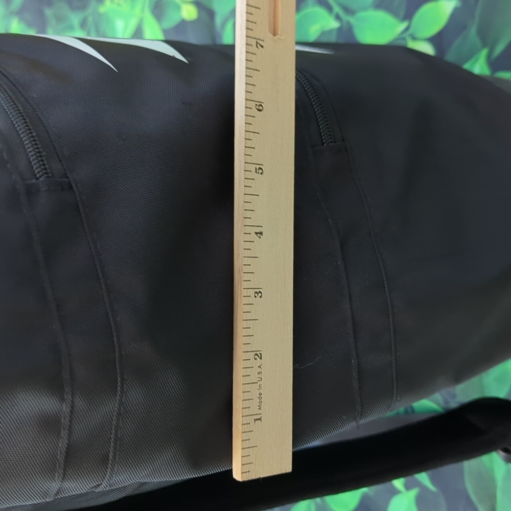 Black Reebok Backpack With Unique Tiered Zipper Pocket Design - Picture 14 of 15